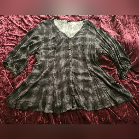 Torrid Fit and Flare Top - Picture 4 of 6